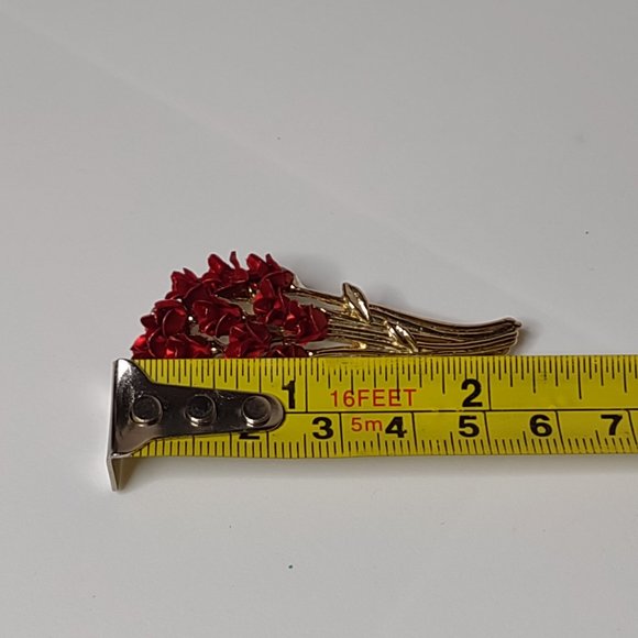 Pretty Red Flower Bouquet Brooch - Picture 8 of 10